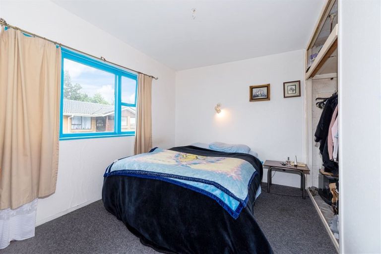 Photo of property in 1/44 Sunnyside Road, Sunnyvale, Auckland, 0612