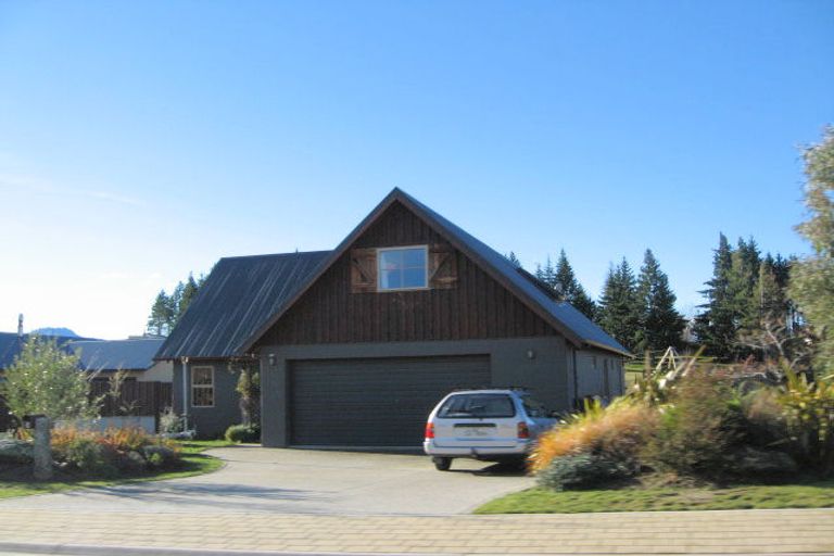 Photo of property in 5 Aspinall Street, Wanaka, 9305