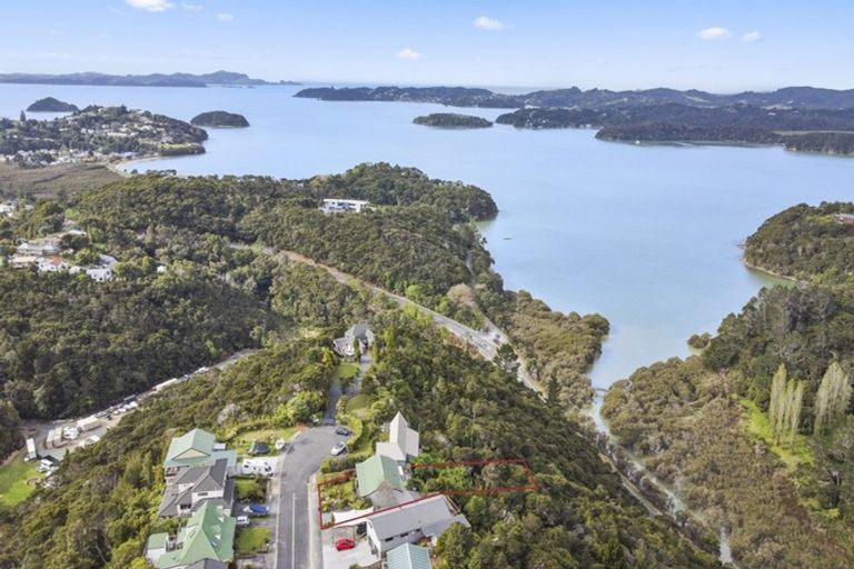 Photo of property in 116 Te Haumi Drive, Paihia, 0200