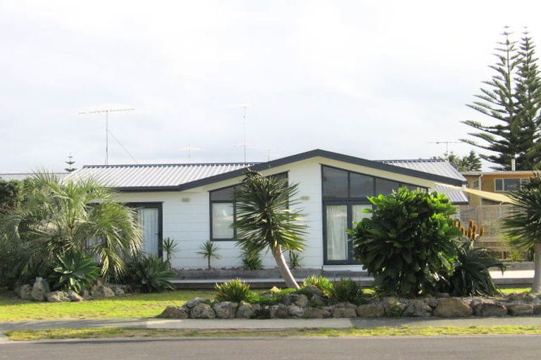 Photo of property in 16 Dornie Place, Omaha, 0986