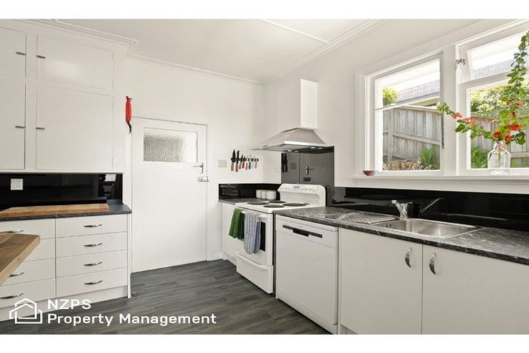 Photo of property in 10 Napier Street, Belleknowes, Dunedin, 9011
