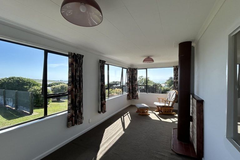 Photo of property in 16 Spiers Street, Kakanui, Oamaru, 9495