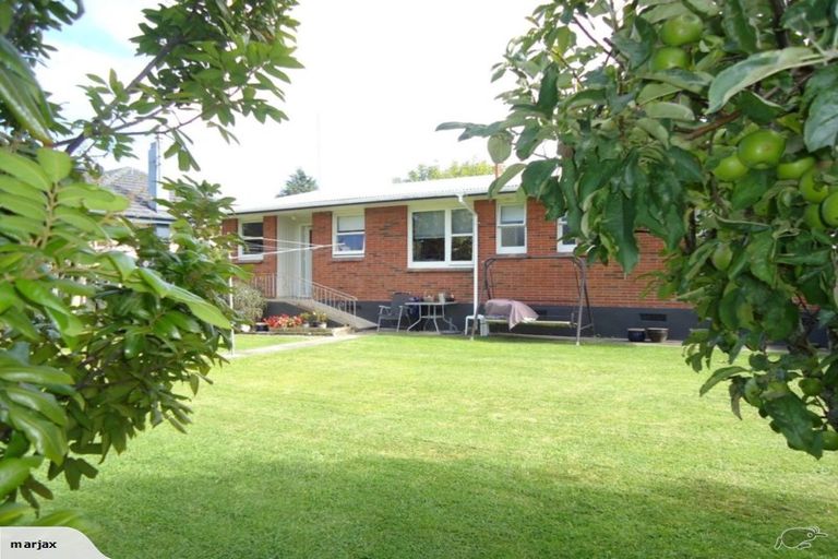 Photo of property in 19 Hillcrest Road, Otumoetai, Tauranga, 3110