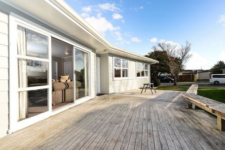 Photo of property in 20 Rhonda Avenue, Deanwell, Hamilton, 3206