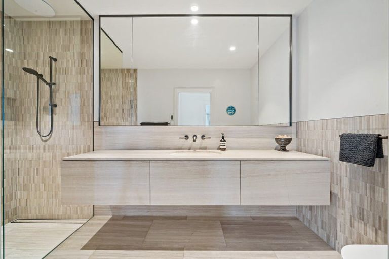 Photo of property in 168 Orakei Road, Remuera, Auckland, 1050