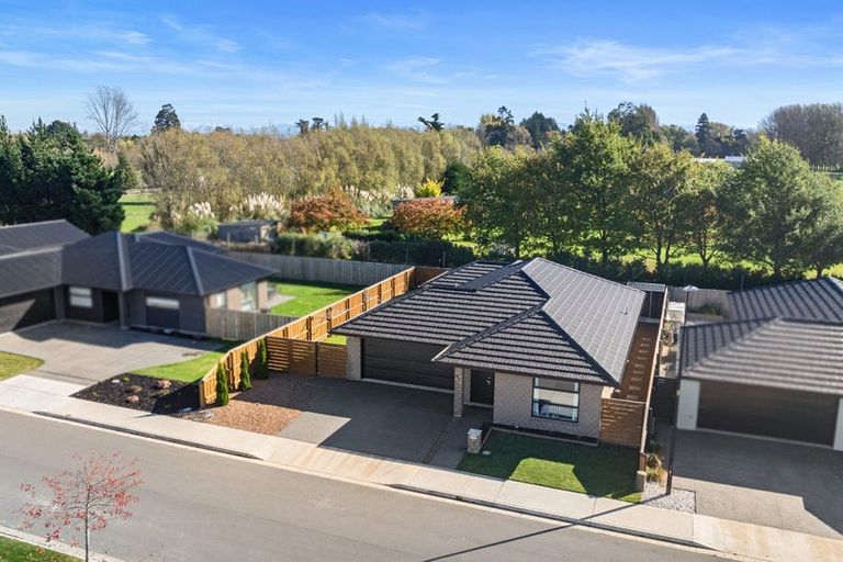 Photo of property in 57 Quinn Crescent, Woodend, 7610