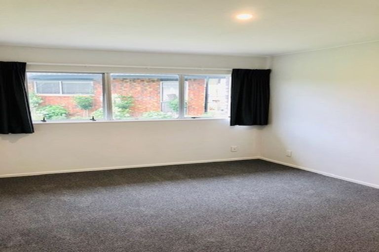 Photo of property in 2/1001 High Street, Avalon, Lower Hutt, 5011