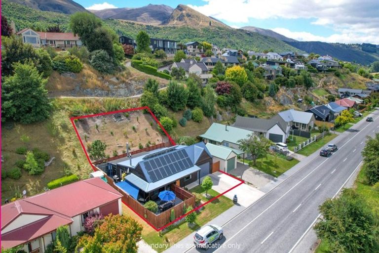 Photo of property in 41 Mcdonnell Road, Arrowtown, 9302