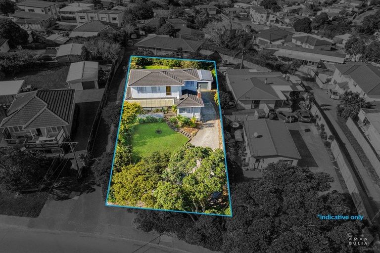 Photo of property in 207 Don Buck Road, Massey, Auckland, 0614