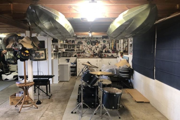 Photo of property in 1 Moa Place, Onerahi, Whangarei, 0110