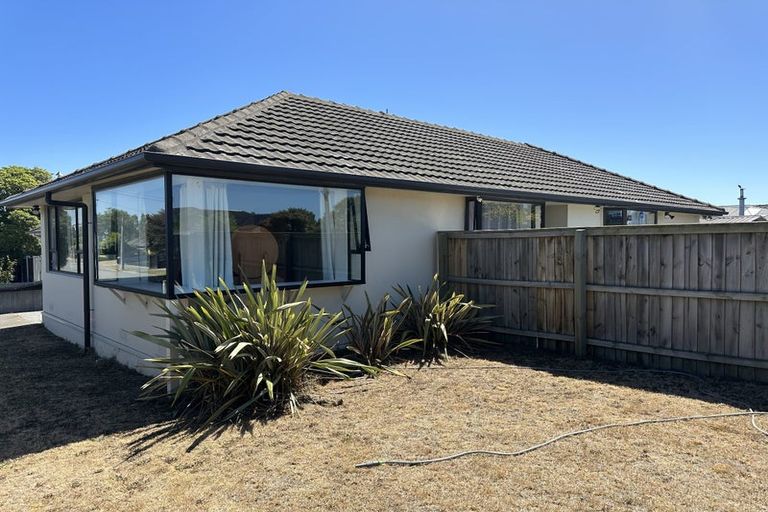 Photo of property in 195 Burwood Road, Burwood, Christchurch, 8083