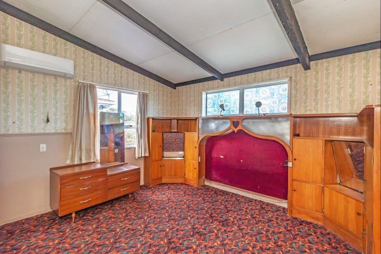 Photo of property in 40 Mako Mako Road, Levin, 5510