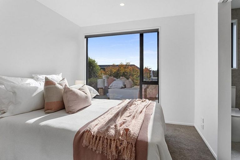 Photo of property in 11/24 Devonport Lane, St Albans, Christchurch, 8014