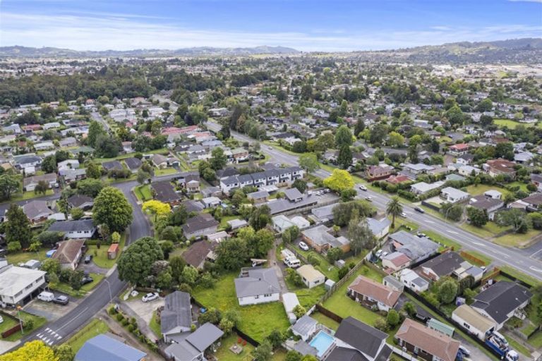 Photo of property in 433 Great South Road, Opaheke, Papakura, 2113