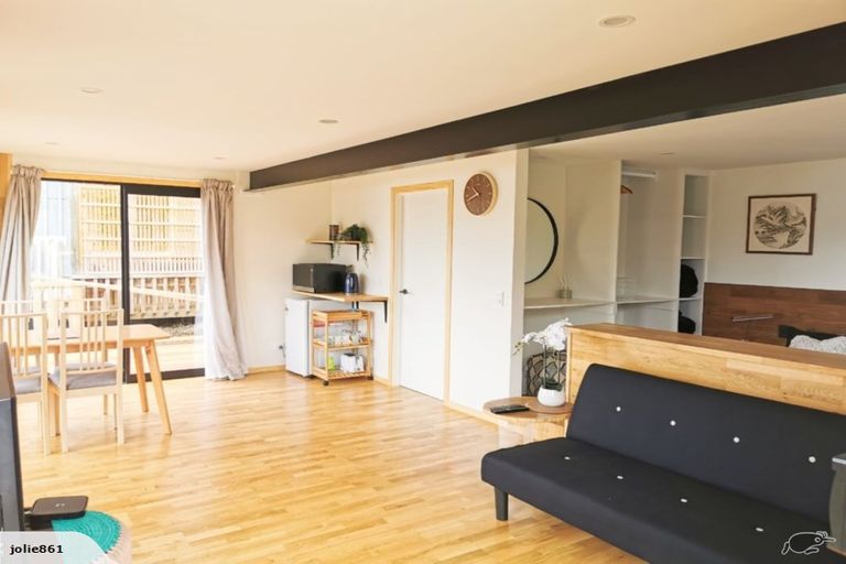 Photo of property in 13 Mckerrow Place, Sunshine Bay, Queenstown, 9300