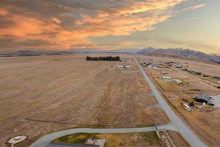 Photo of property in 63 Old Glen Lyon Road, Twizel, 7999