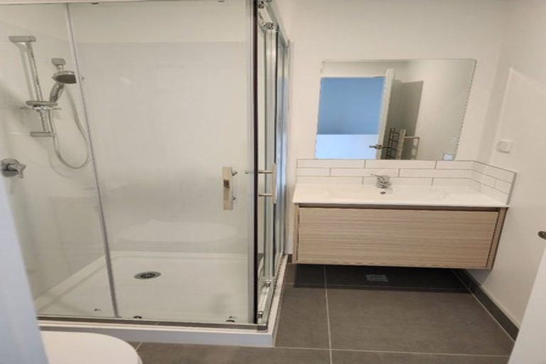 Photo of property in 62 Tukari Lane, Mangere Bridge, Auckland, 2022