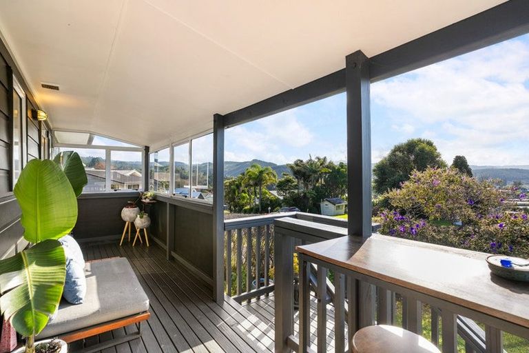 Photo of property in 127 Bruce Wallace Place, Whangamata, 3620