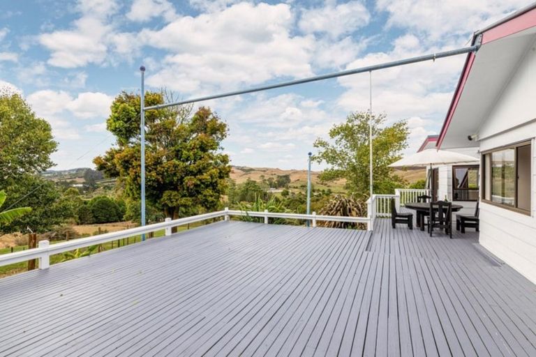 Photo of property in 308 Paparata Road, Bombay, 2675