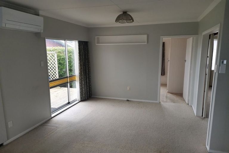 Photo of property in 10 Ellesmere Crescent, Highbury, Palmerston North, 4412