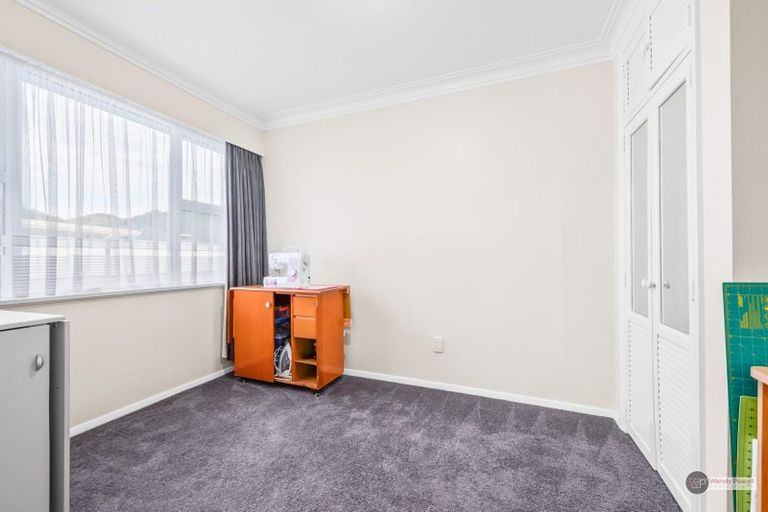 Photo of property in 70 Longfellow Street, Trentham, Upper Hutt, 5018