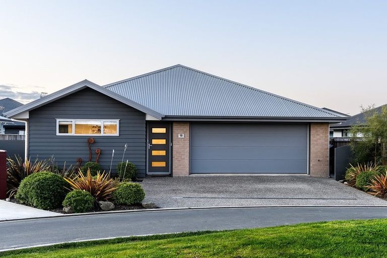 Photo of property in 18 Kerei Street, Motueka, 7120