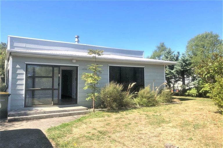 Photo of property in 12 Easton Street, Foxton, 4814