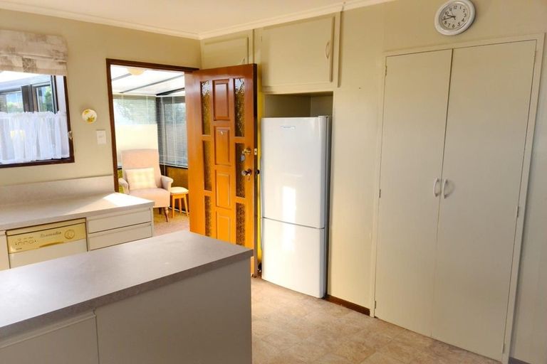 Photo of property in 27 Royal Crescent, Saint Kilda, Dunedin, 9012