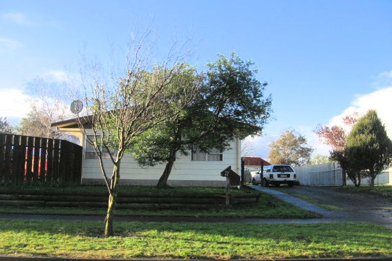 Photo of property in 46 Cartier Crescent, Flaxmere, Hastings, 4120