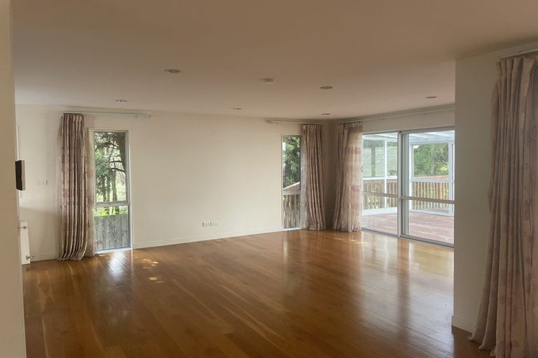 Photo of property in 2/94 Glamorgan Drive, Torbay, Auckland, 0630