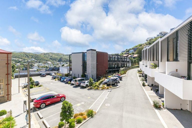 Photo of property in 41 Erica Pabst Way, Island Bay, Wellington, 6023
