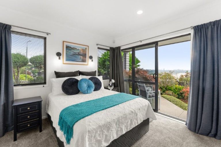 Photo of property in 36 Downing Place, Welcome Bay, Tauranga, 3112