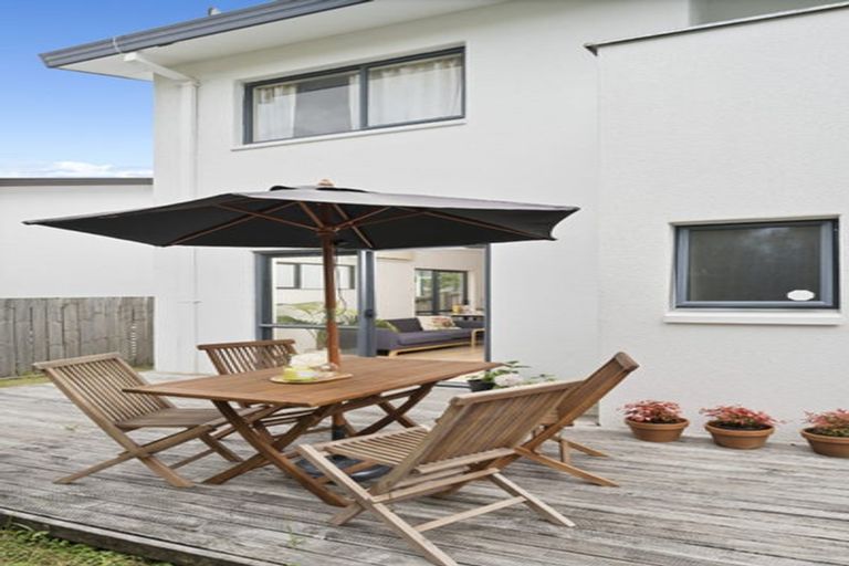 Photo of property in 9 Butia Avenue, Henderson, Auckland, 0612