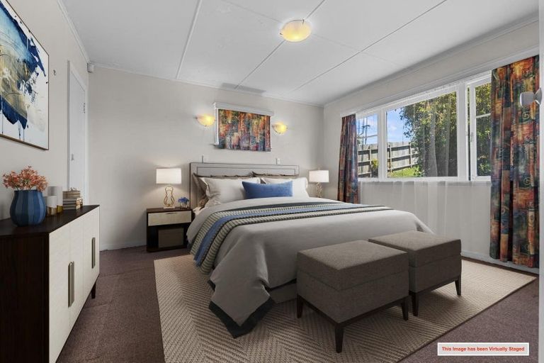 Photo of property in 86 Titirangi Road, New Lynn, Auckland, 0600