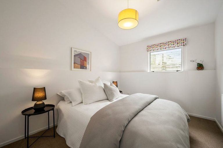 Photo of property in 2 Balmoral Terrace, Newtown, Wellington, 6021