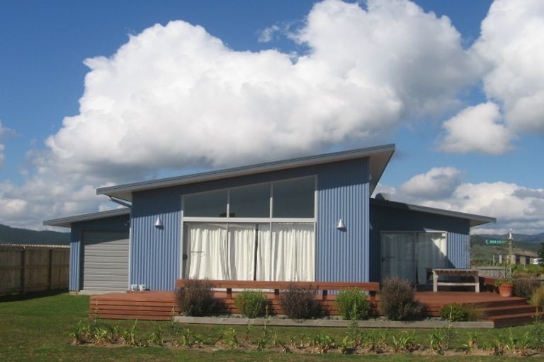 Photo of property in 130 The Fairway, Matarangi, Whitianga, 3592