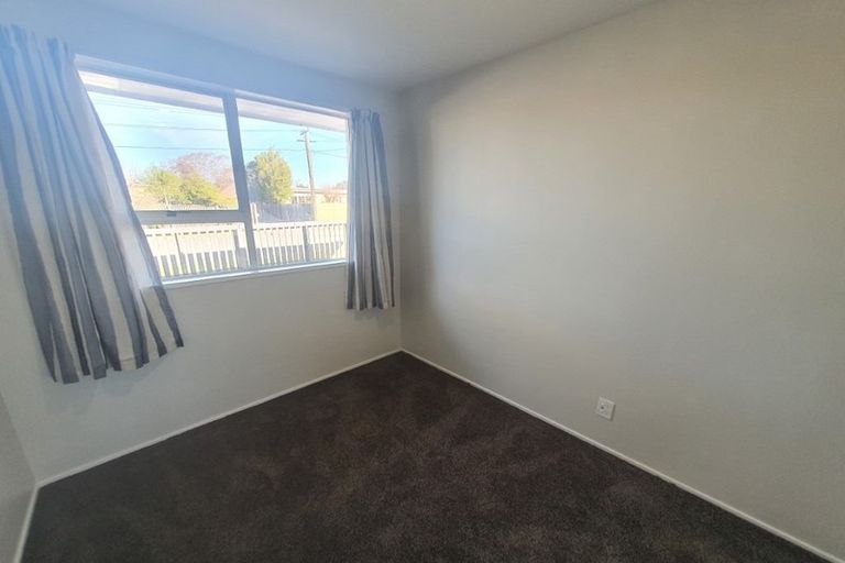 Photo of property in 7 Mundys Road, Dallington, Christchurch, 8061