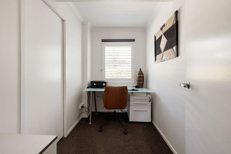 Photo of property in 163 Lake Crescent, Hamilton Lake, Hamilton, 3204