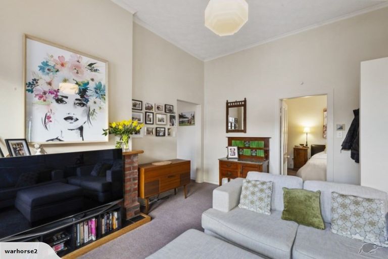 Photo of property in 1 Pitarua Street, Thorndon, Wellington, 6011