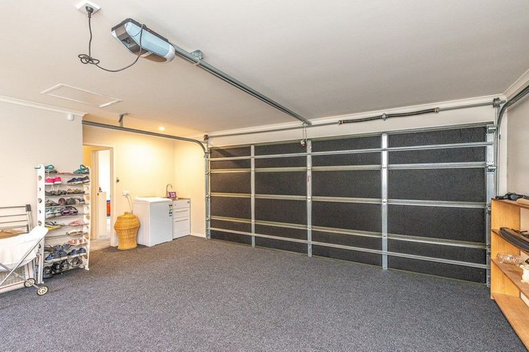 Photo of property in 33 Magnolia Crescent, Tawhero, Whanganui, 4501