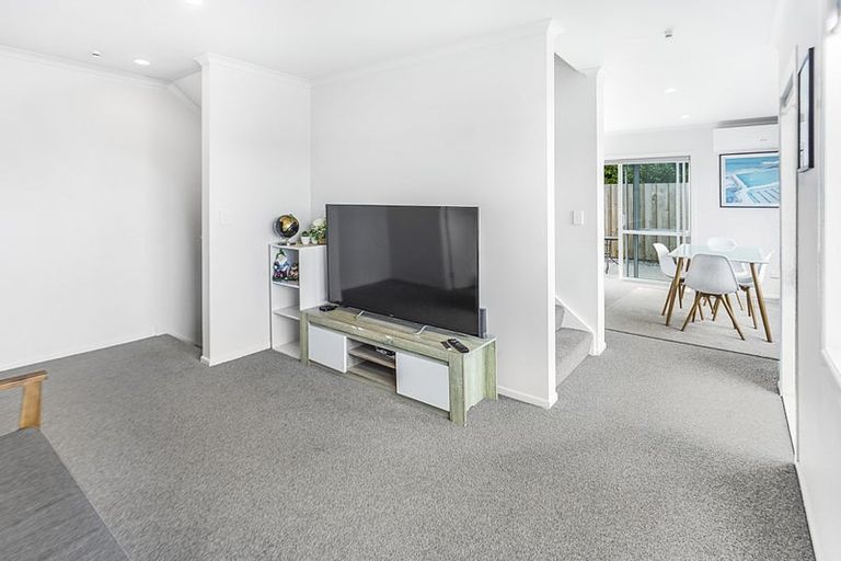 Photo of property in 1/12 Scotland Place, Hillcrest, Hamilton, 3216