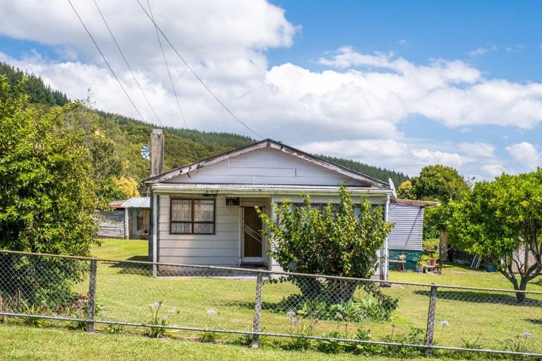 Photo of property in 21 Mangaharei Street, Ruatoria, 4032