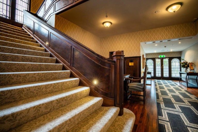 Photo of property in 141 Hackthorne Road, Cashmere, Christchurch, 8022