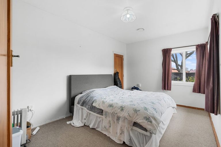 Photo of property in 144 Yaldhurst Road, Sockburn, Christchurch, 8042
