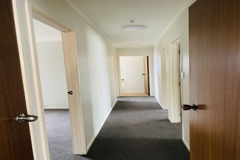 Photo of property in 1/60 Sandspit Road, Cockle Bay, Auckland, 2014