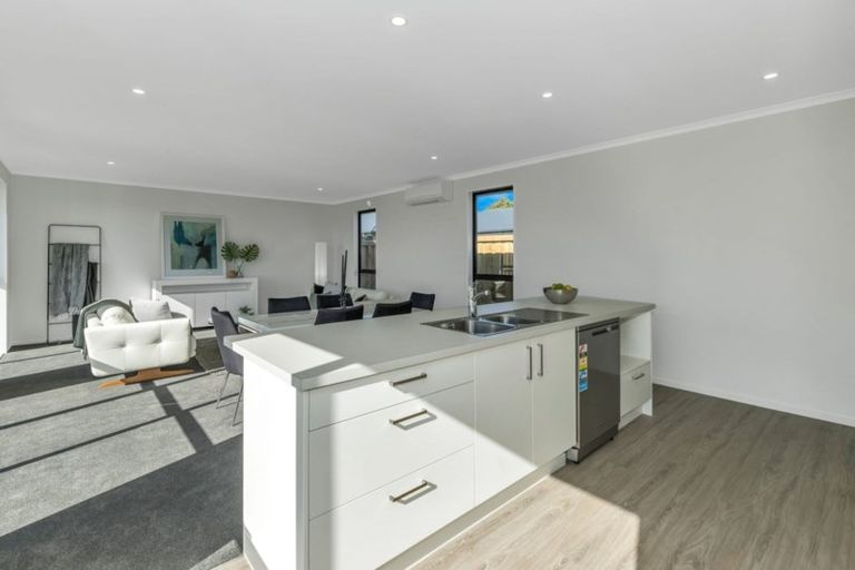 Photo of property in 3 Eric Melrose Lane, Halswell, Christchurch, 8025