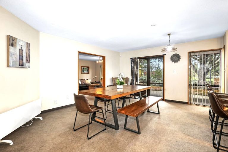 Photo of property in 1/37c Glenharrow Avenue, Avonhead, Christchurch, 8042