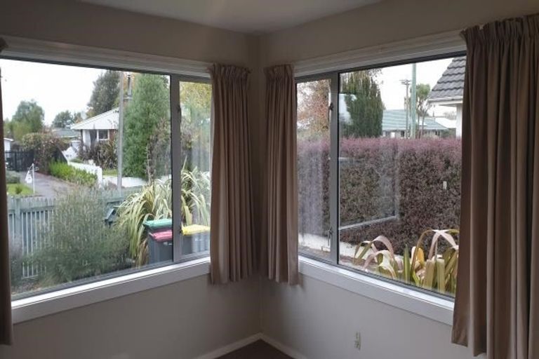 Photo of property in 71 Wingate Street, Redwood, Christchurch, 8051