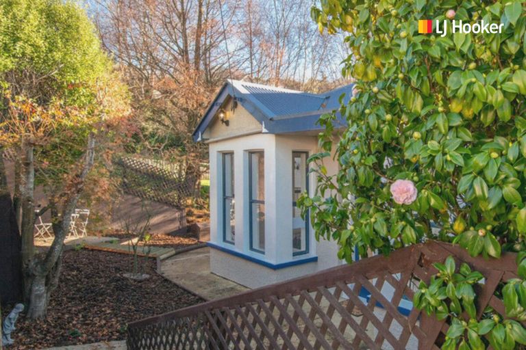 Photo of property in 63 Argyle Street, Mornington, Dunedin, 9011