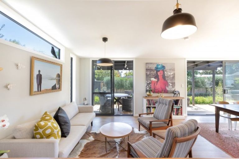 Photo of property in 58 Thornton Road, Cambridge, 3434